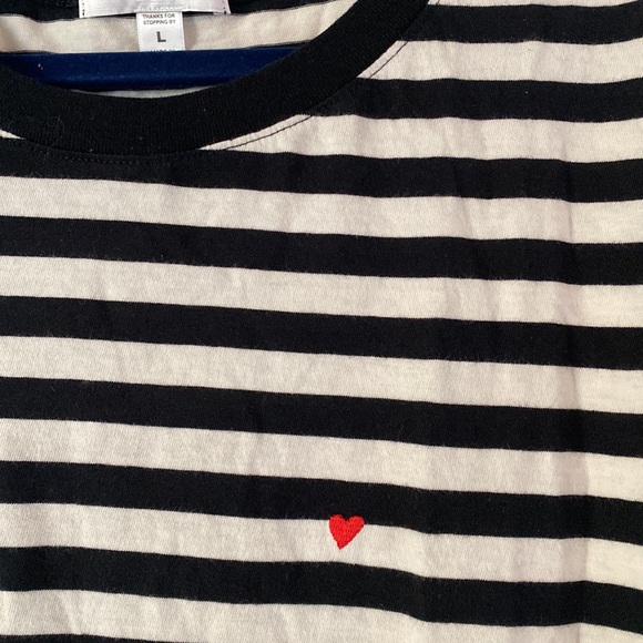 Black and white striped red with heart detail - Picture 2 of 3